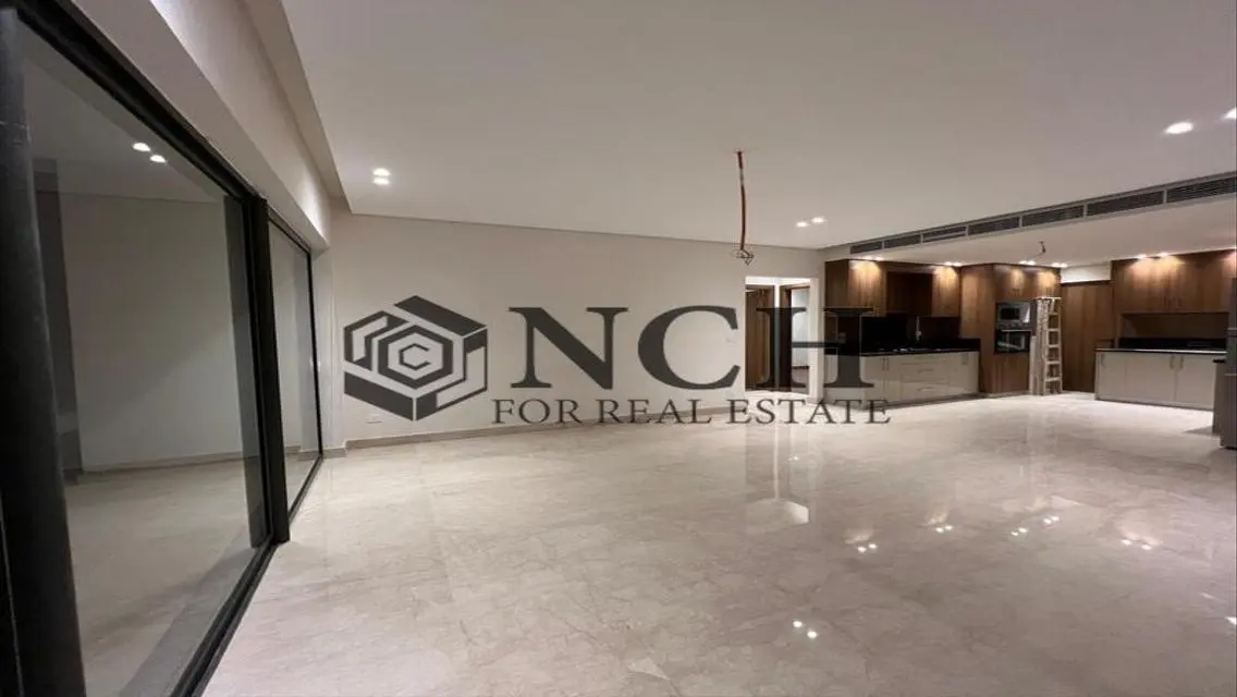Luxury Apartment with 1100 Meters in a Prime Location