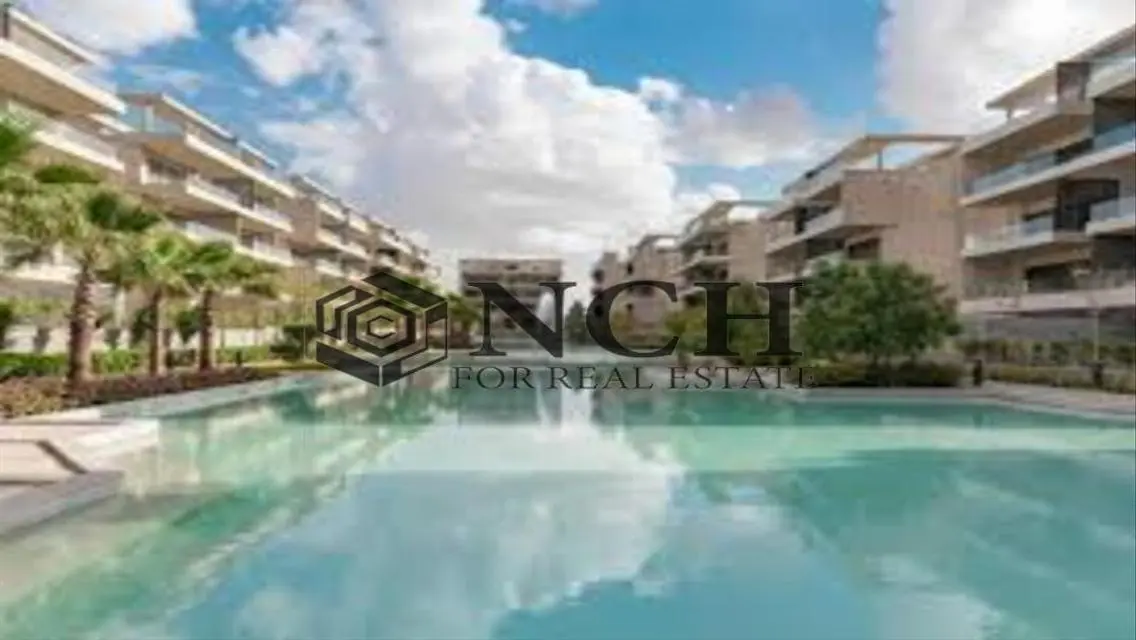Luxury Apartment with 1100 Meters in a Prime Location