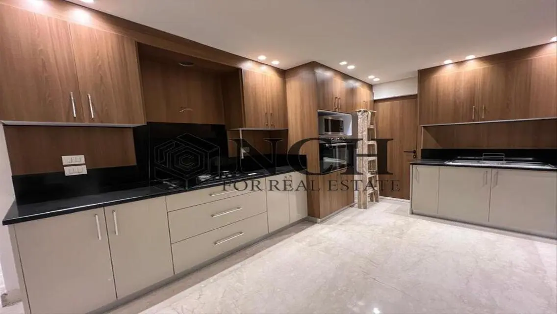 Luxury Apartment with 1100 Meters in a Prime Location