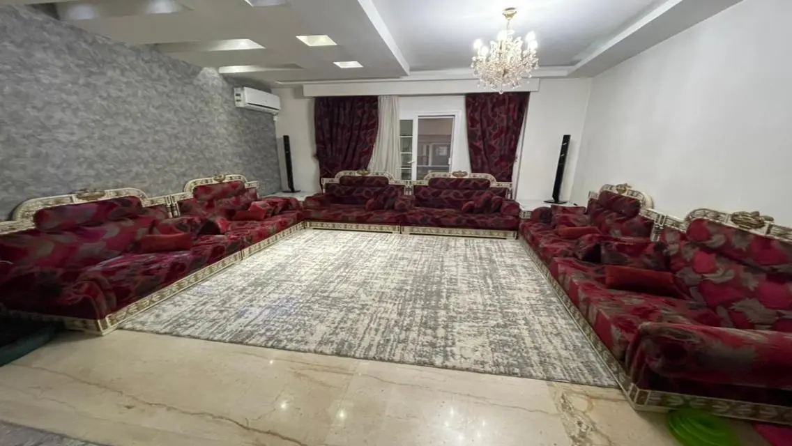 شقة فاخرة للإيجار