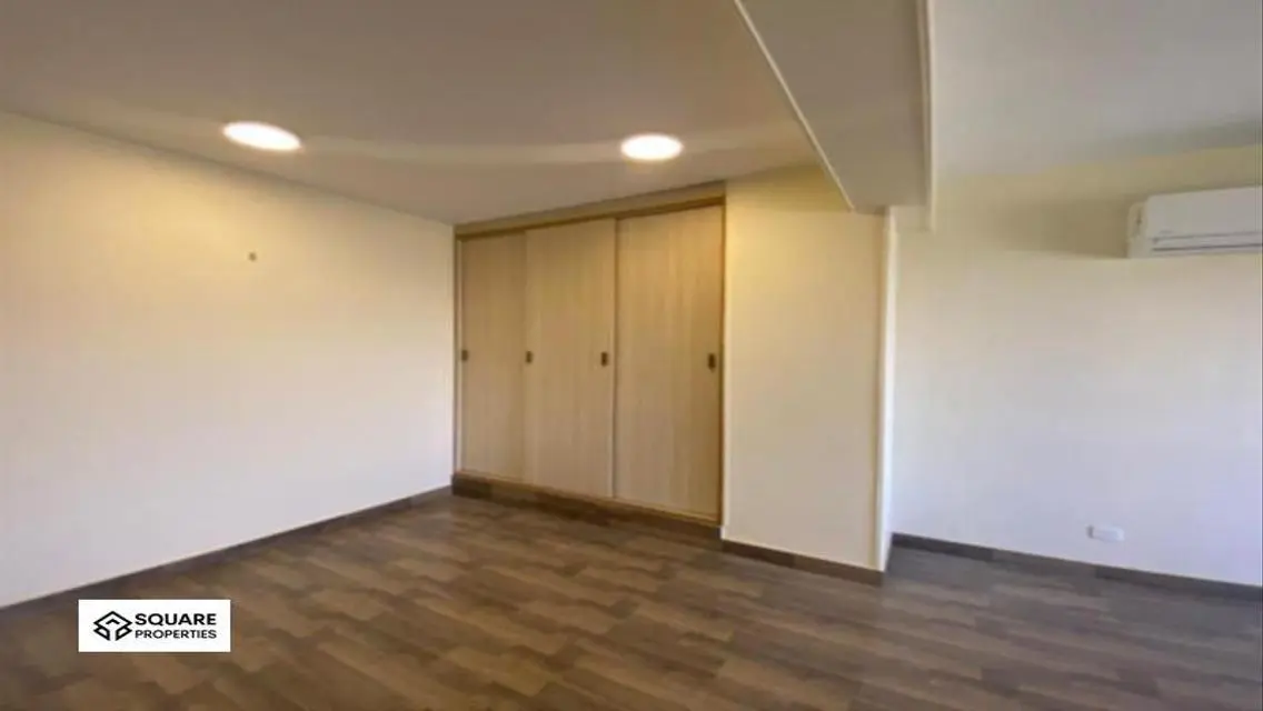 Luxury Apartment for Rent in District One