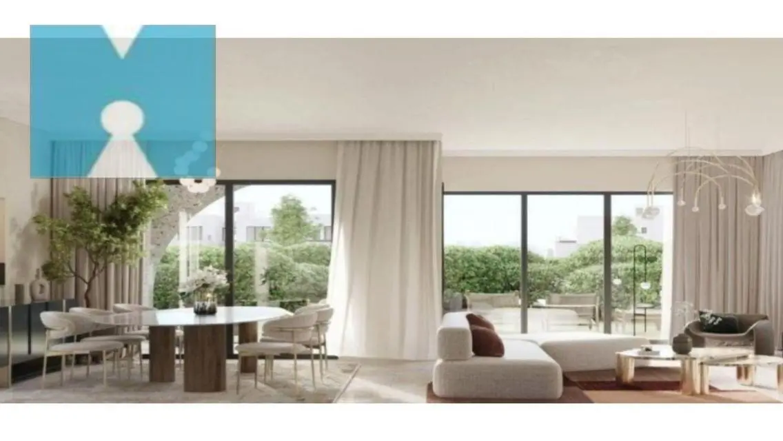 Luxurious Apartment Near a Landmark