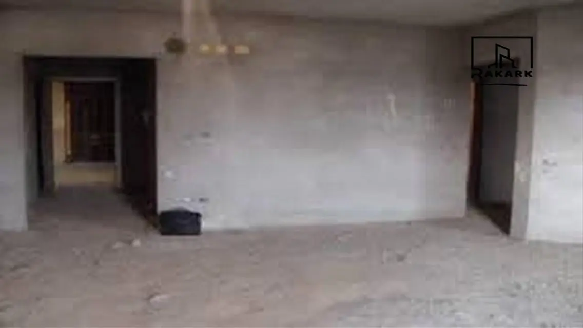 Luxury Apartment with Private Garden in Prime Location