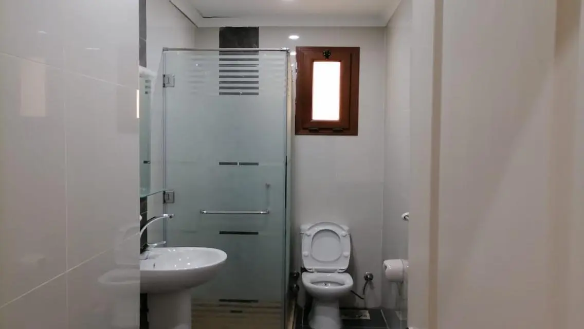 Stunning 3 Bedroom Apartment for Sale in Prime Location - 1300 sqm