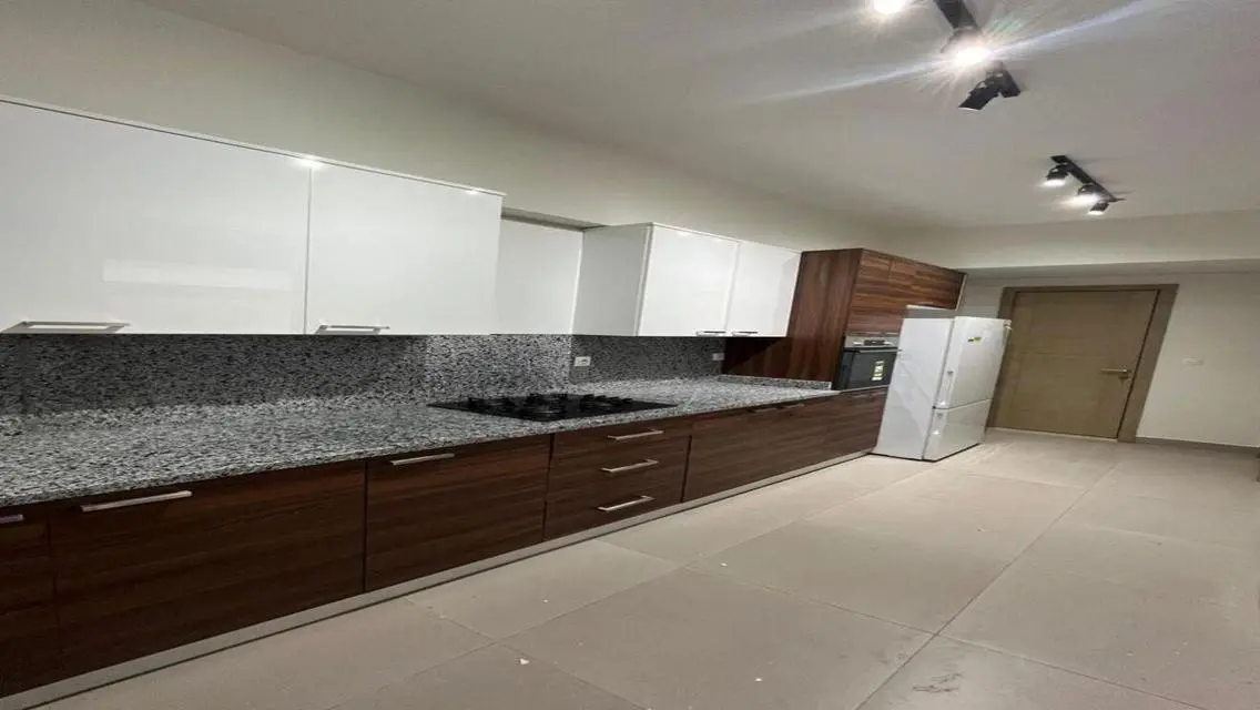 Luxury Villa for Rent by the Lakes