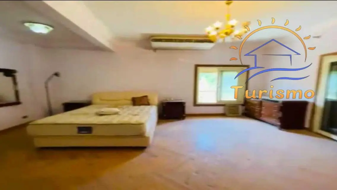 فيلا فاخرة مع مسبح خاص وحديقة خاصة