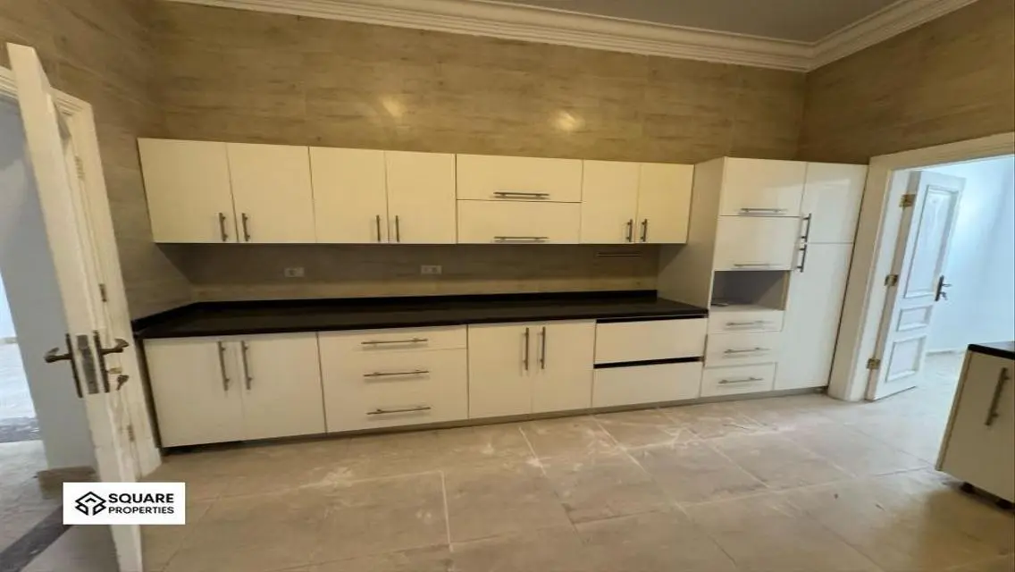 Luxury Apartment for Sale with Full Amenities