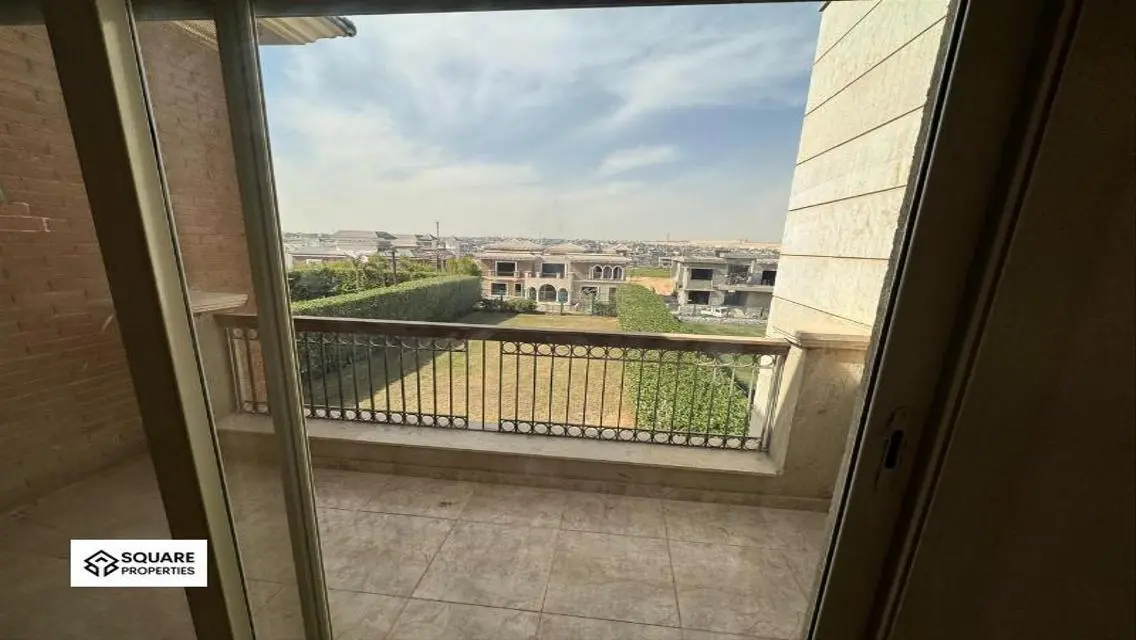 Luxury Apartment for Sale with Full Amenities