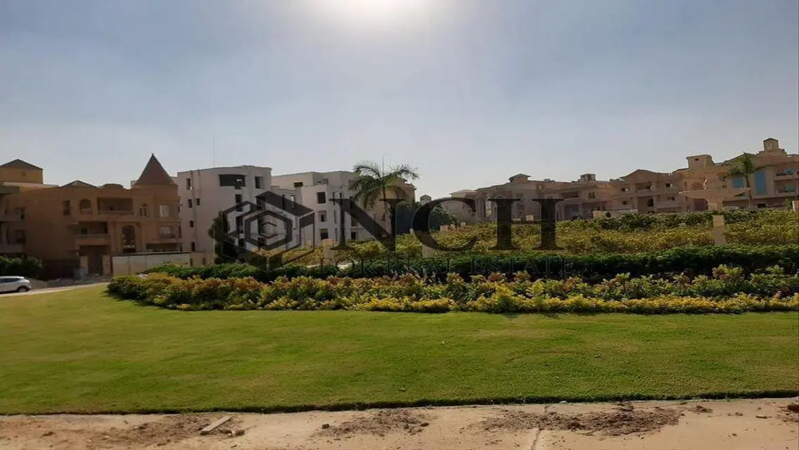 Luxury Villa for Sale at 60000