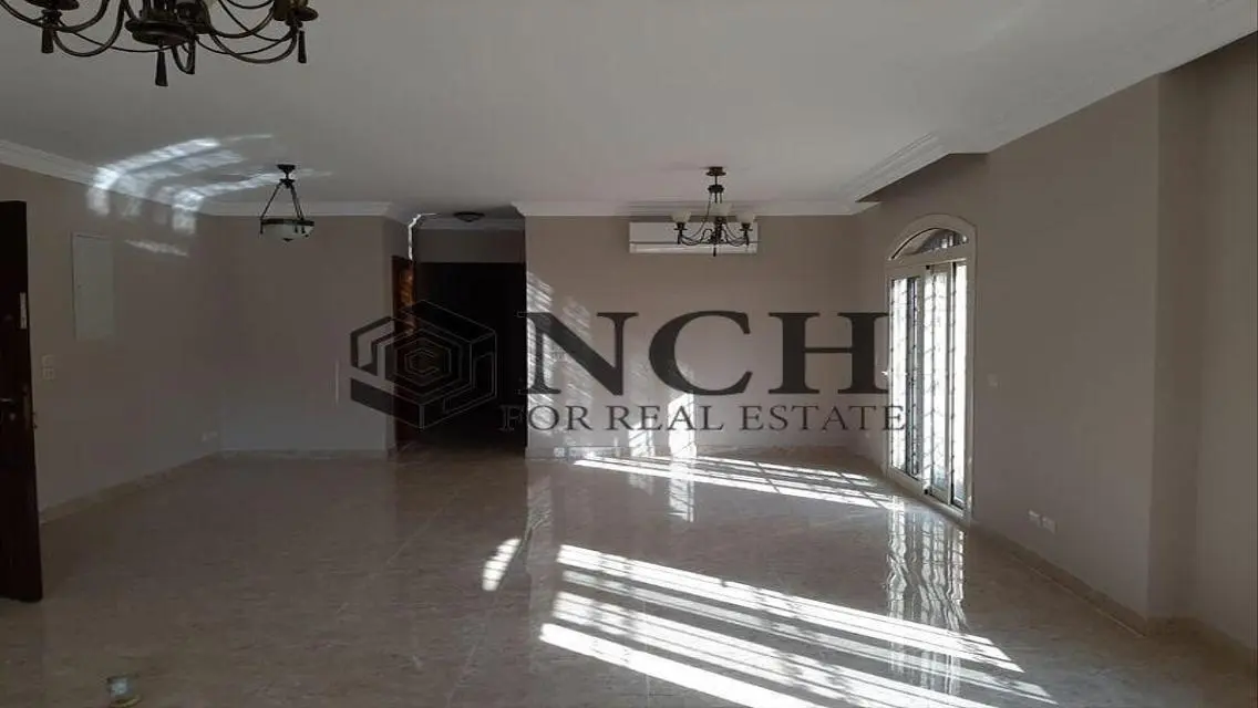 Luxury Villa for Sale at 60000