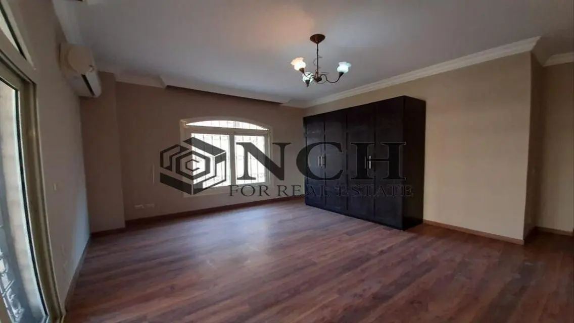Luxury Villa for Sale at 60000