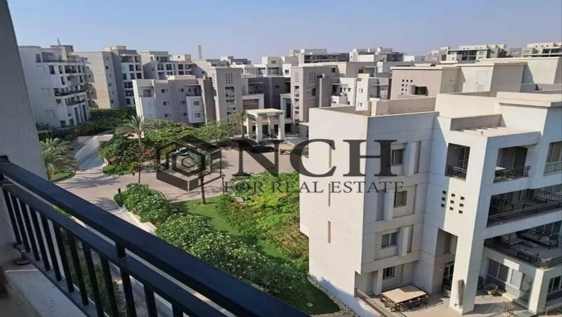 فيلا فاخرة للبيع بمساحة 750 متر مربع