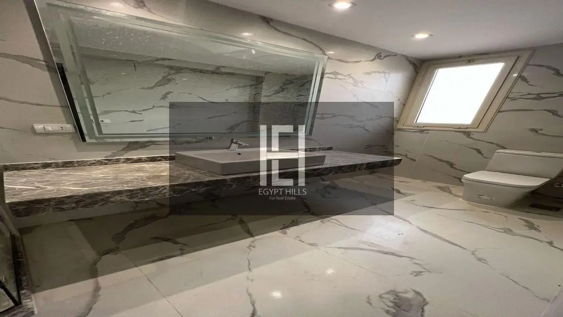 Luxury Apartment with Stunning View