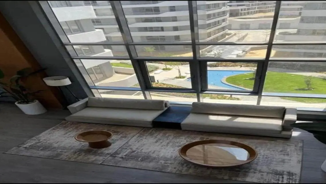 Bloom Field: Luxurious 212 sqm Apartment