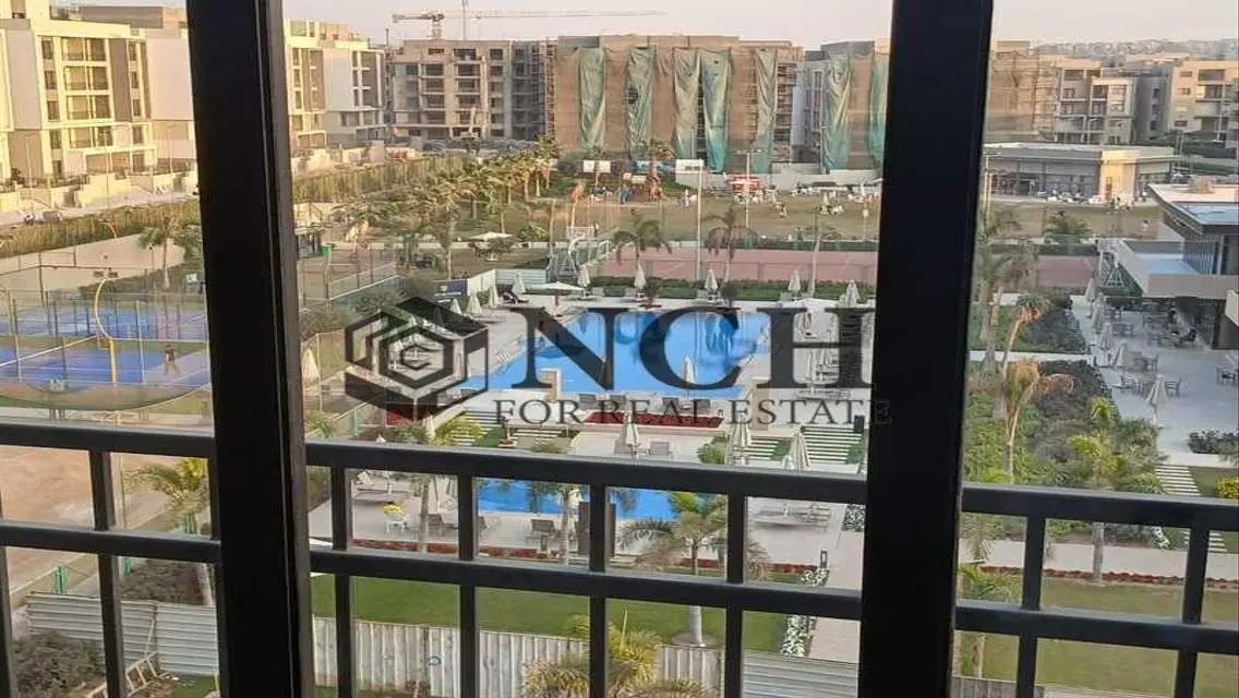 فيلا فاخرة بمساحة شاسعة مع مسبح خاص وحديقة
