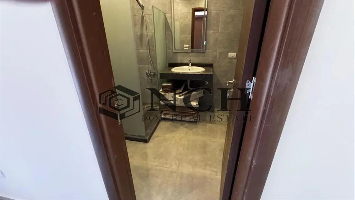 شقة فاخرة بمساحة واسعة مع مميزات مدهشة