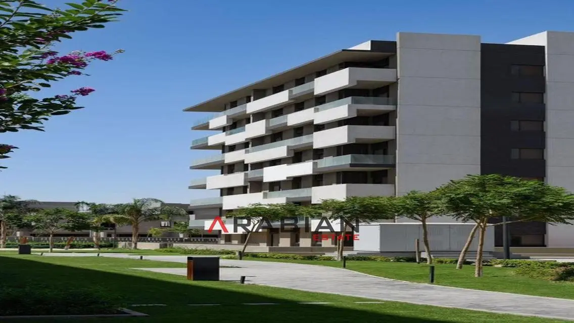 Stunning Apartment with Lake View and Premium Amenities