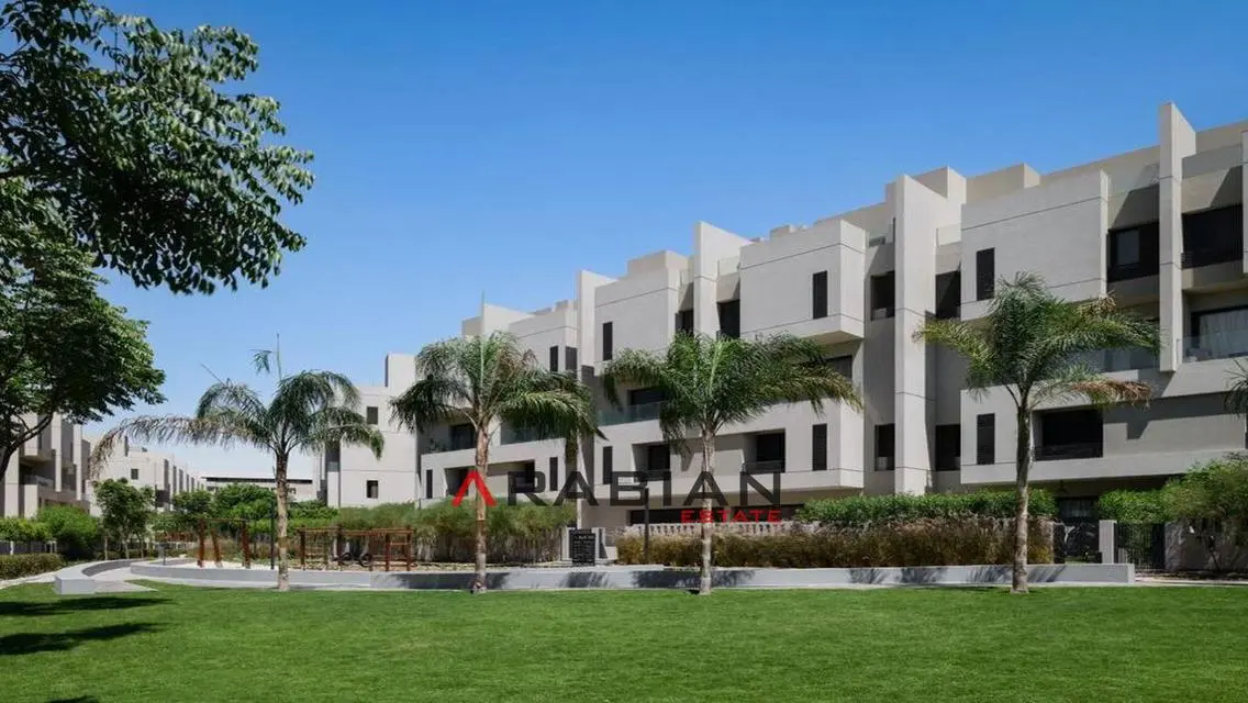 Stunning Apartment with Lake View and Premium Amenities