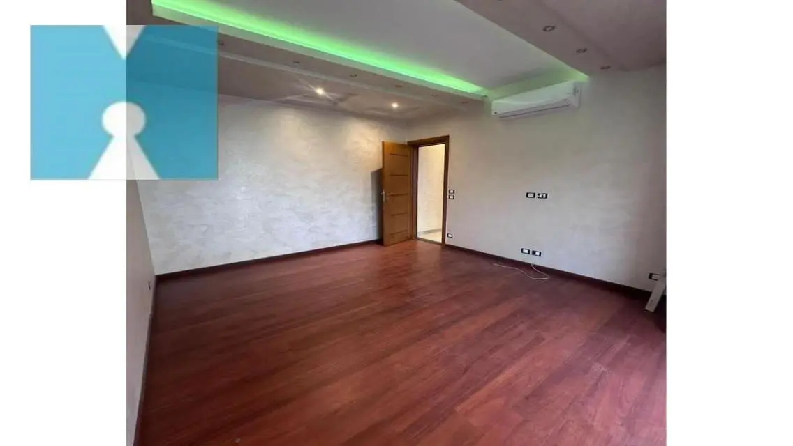 Amazing Apartment for Sale in MASTER-KEY-2017-20