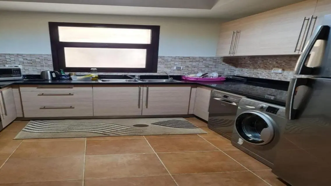 Luxury Apartment for Sale with Lakeside View