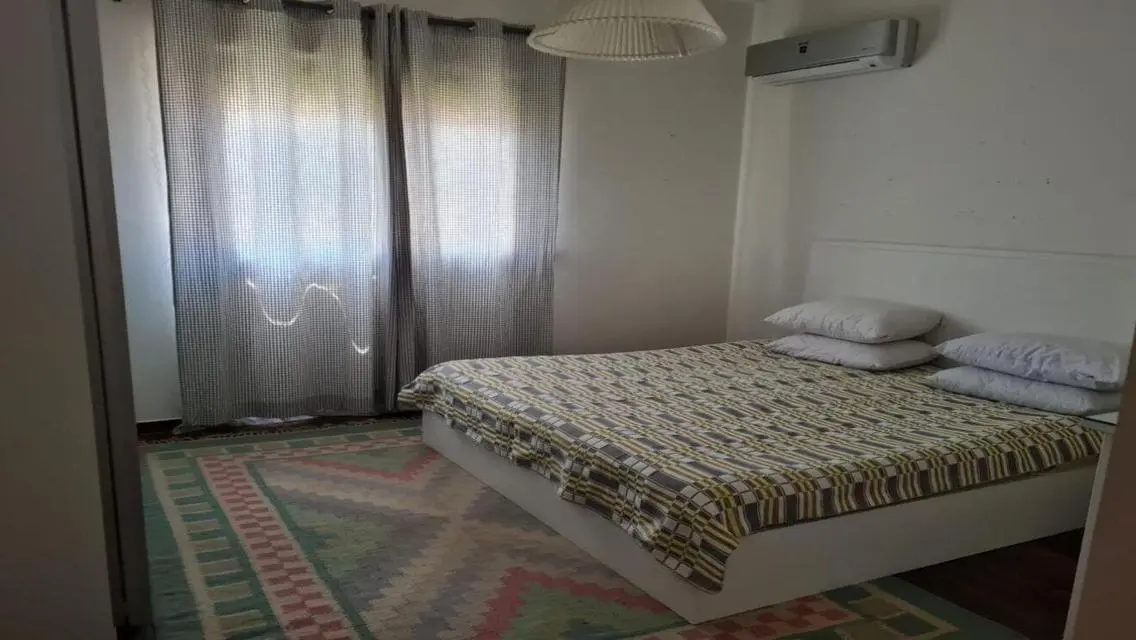 Luxury Apartment for Sale with Lakeside View