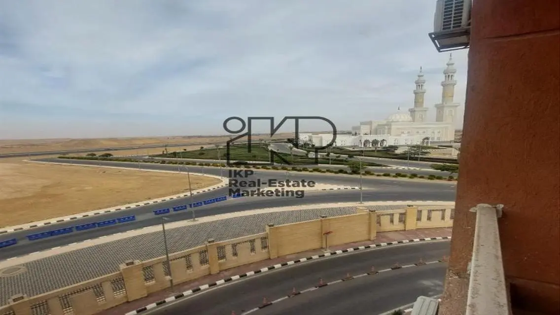 Spacious 160sqm Apartment with Balcony and Security Guard in Prime Location