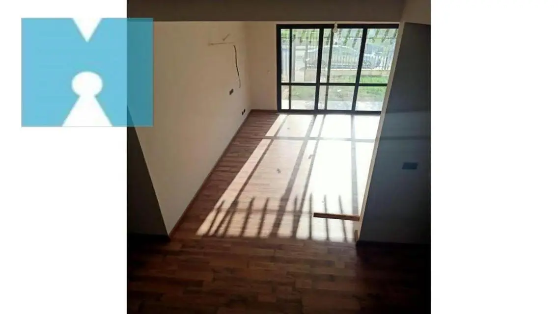 Stunning Apartment with Exceptional Features in MASTER-KEY-2017-20