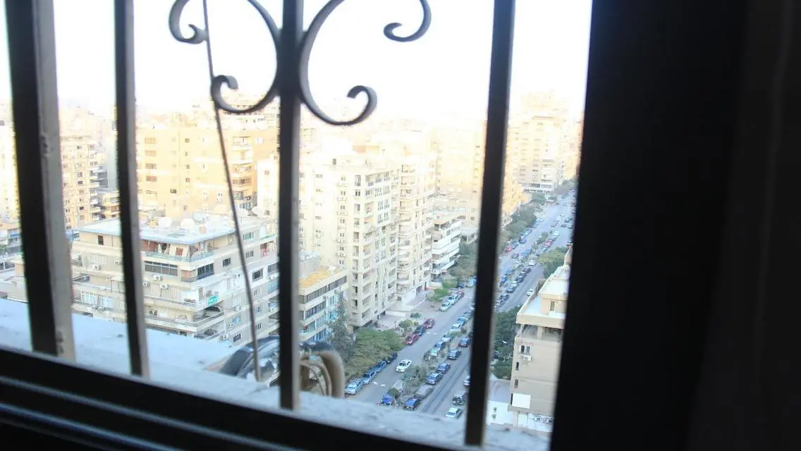 شقة بسعر مغري في موقع متميز