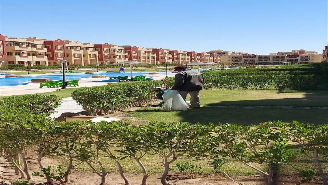 شقة فاخرة بمساحة ممتازة وإطلالة على بحيرات
