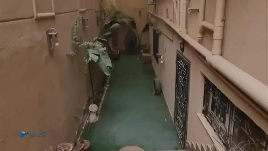 Luxurious Apartment with Spacious Area and Balcony