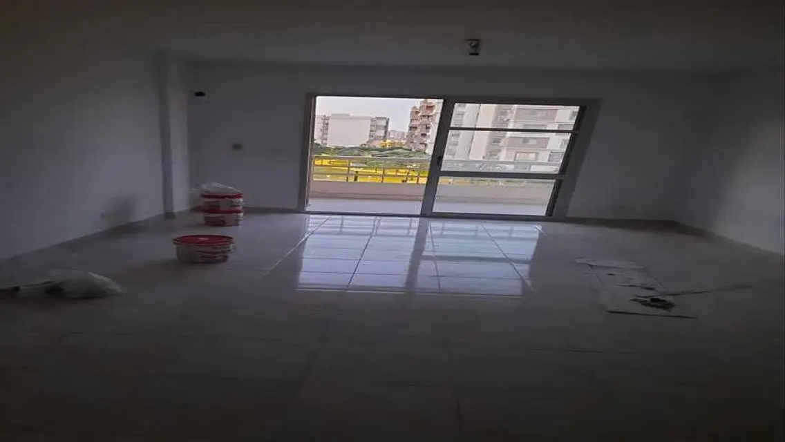 شقة فاخرة للإيجار في منطقة مميزة