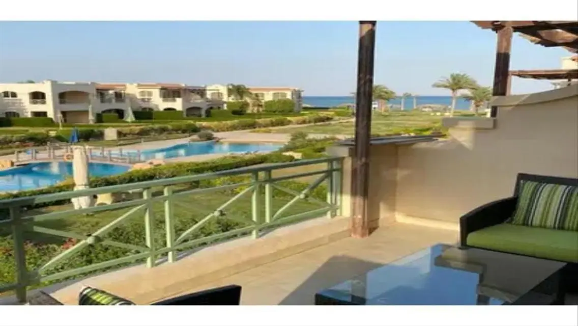 Luxury Villa with Sea View in La Vista 6