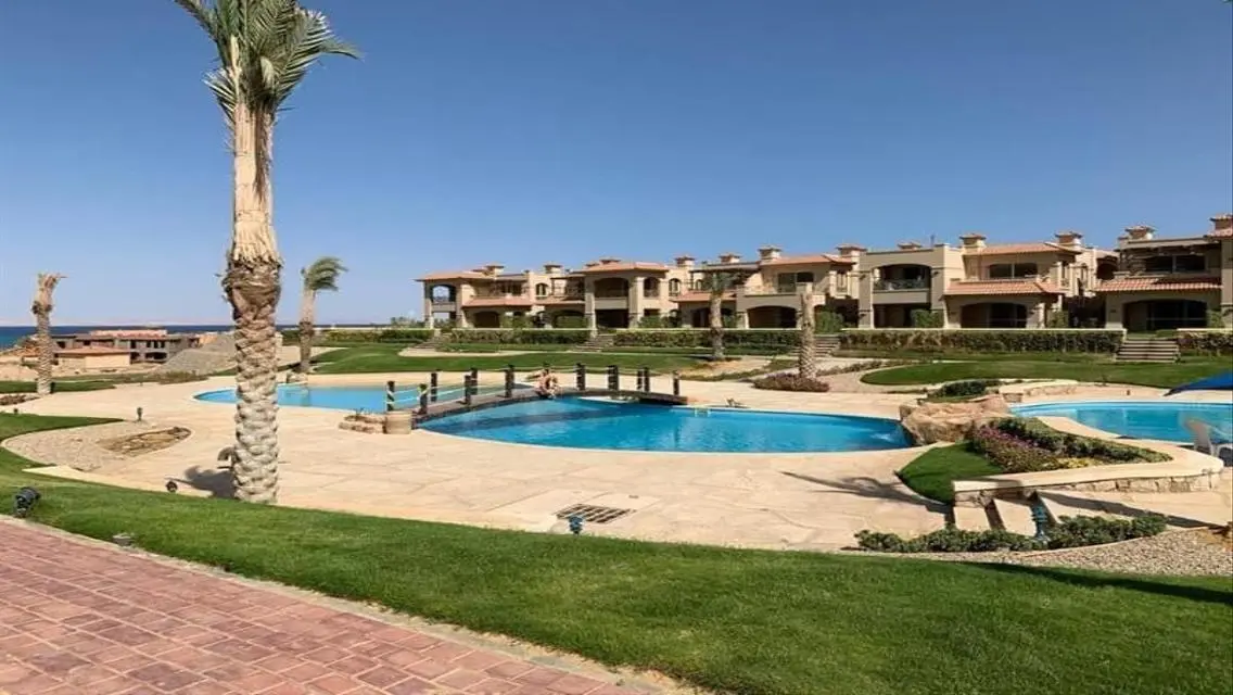 Luxury Villa with Sea View in La Vista 6