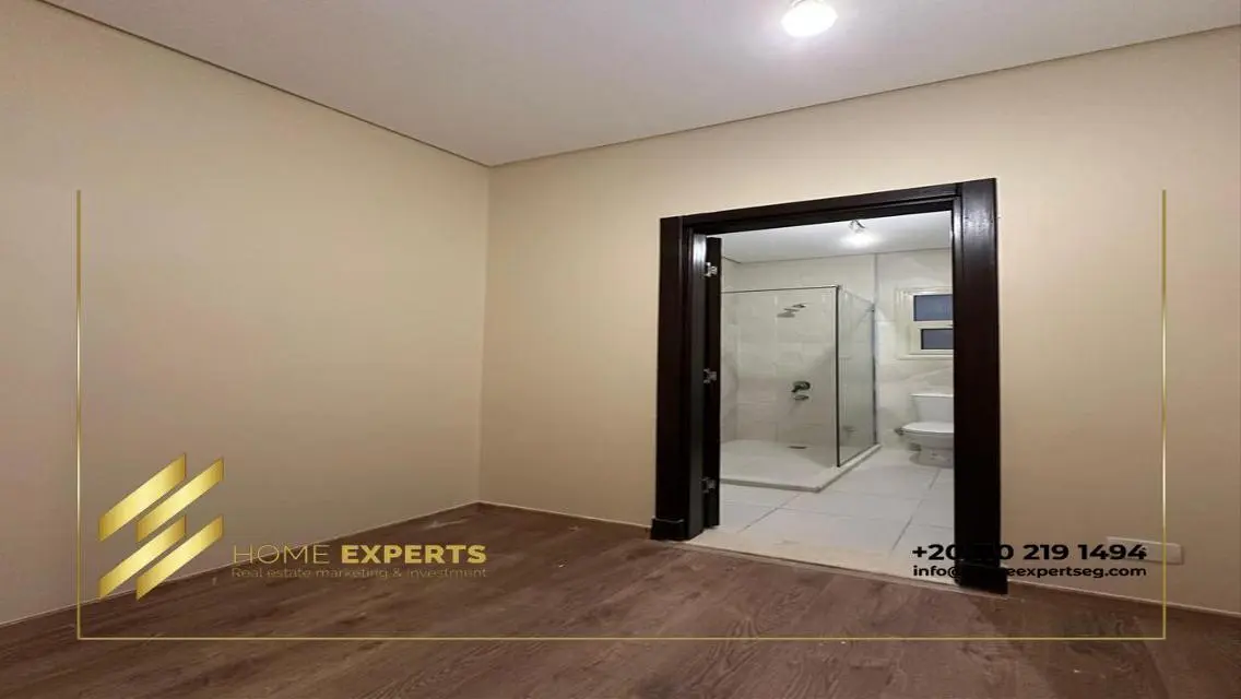 Stunning Apartment with a Great View and Pool