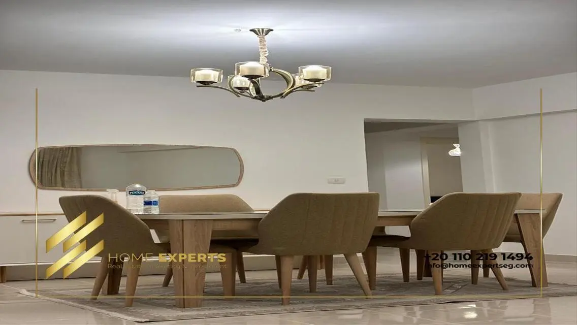 Spacious Apartment for Sale - 1623 m²