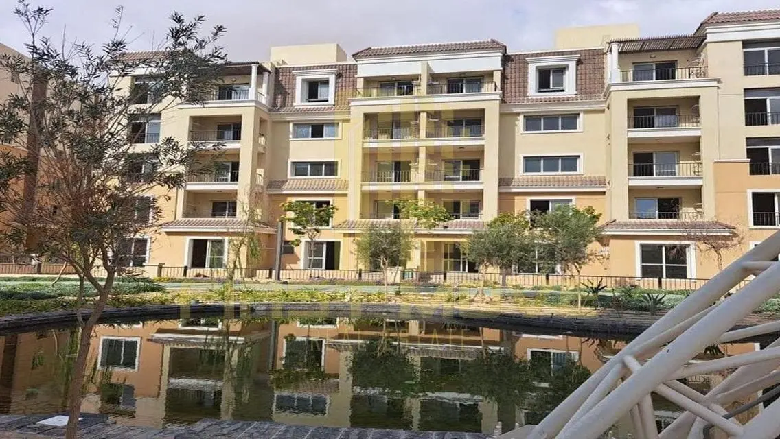 Luxurious Villa with Private Garden and Pool