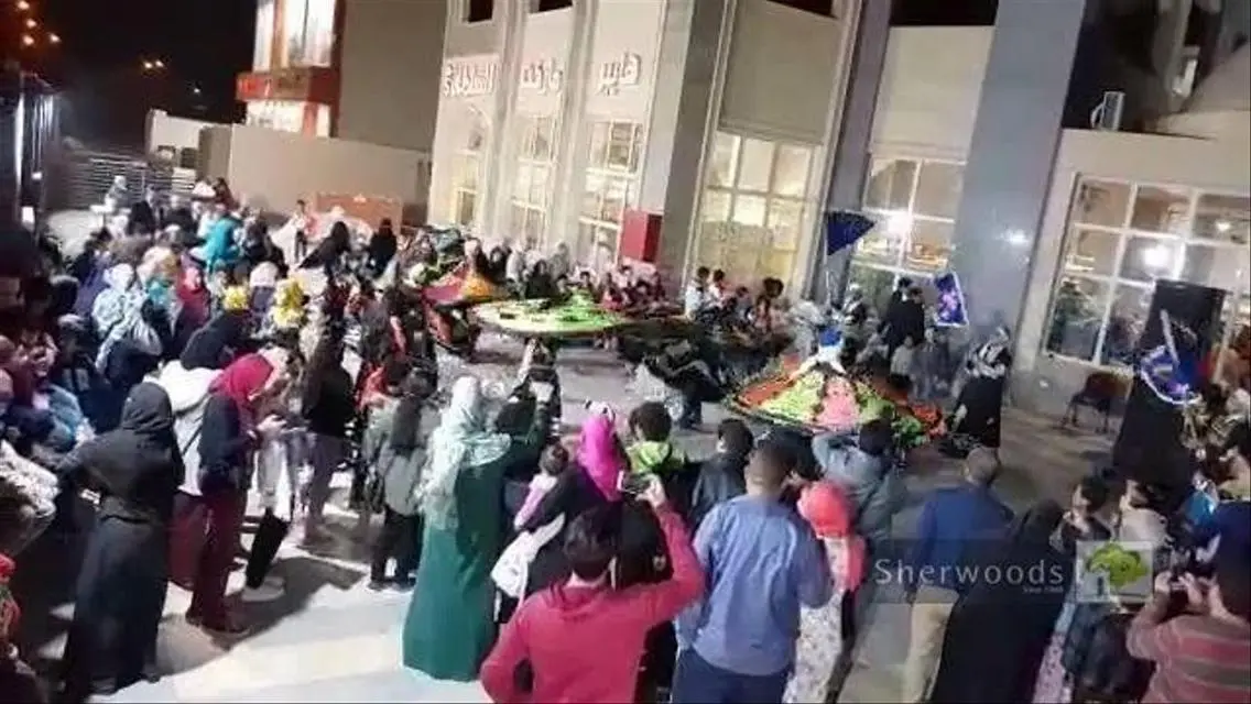 شقة فاخرة مع موقف مغطى للإيجار