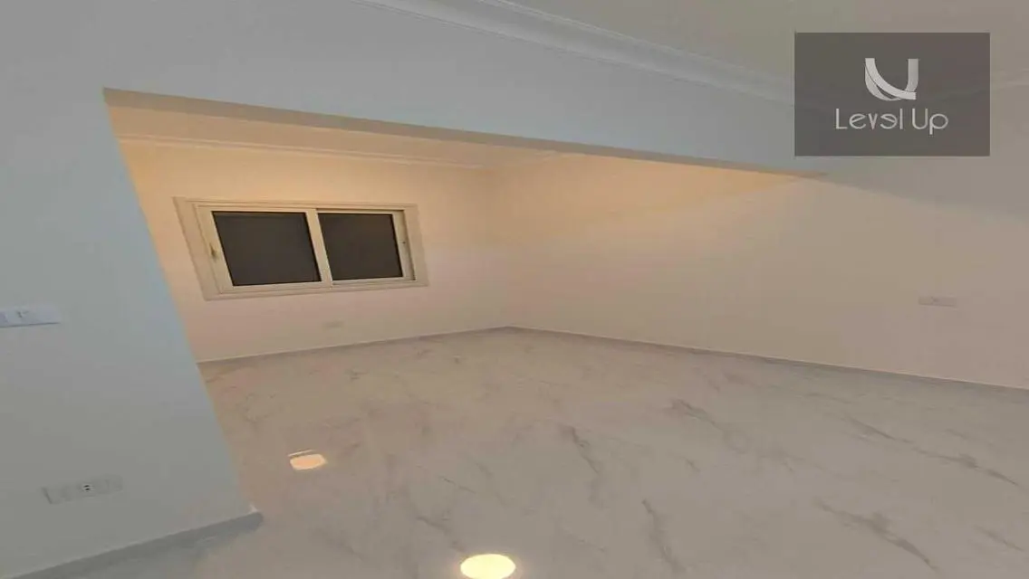 Luxury Apartment with Spacious Private Garden