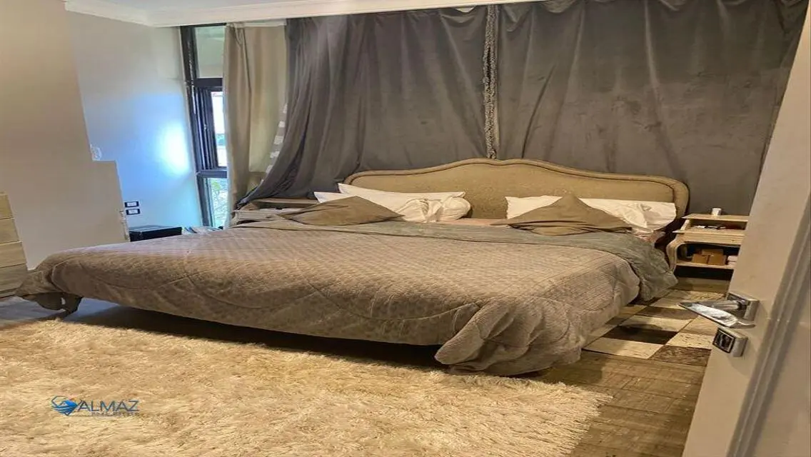 Luxury Apartment with Balcony and Security Guard