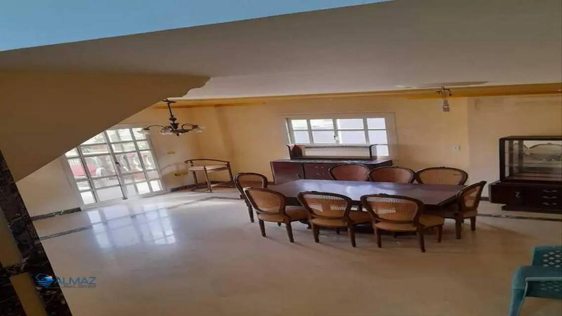 Stylish Apartment with Central Air Conditioning and Stunning View