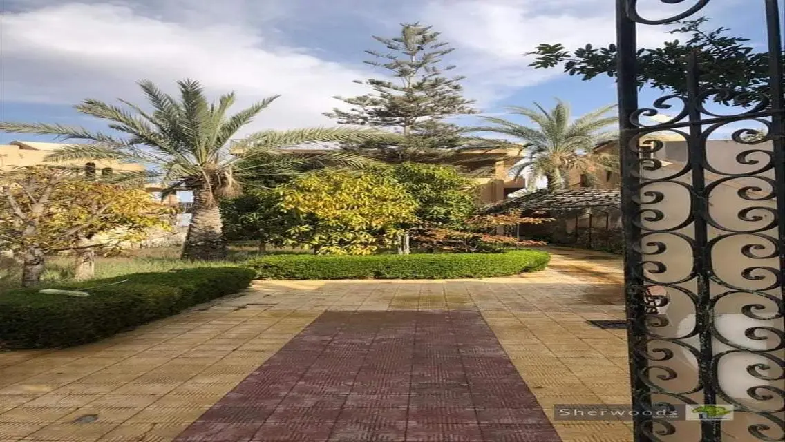 فيلا فاخرة للبيع بمساحة 1250 متر في أفضل المناطق