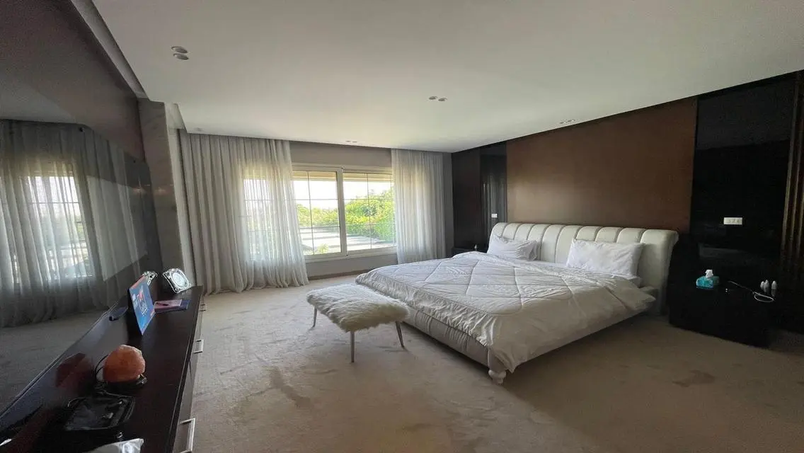 Luxury Villa with Private Pool and Garden