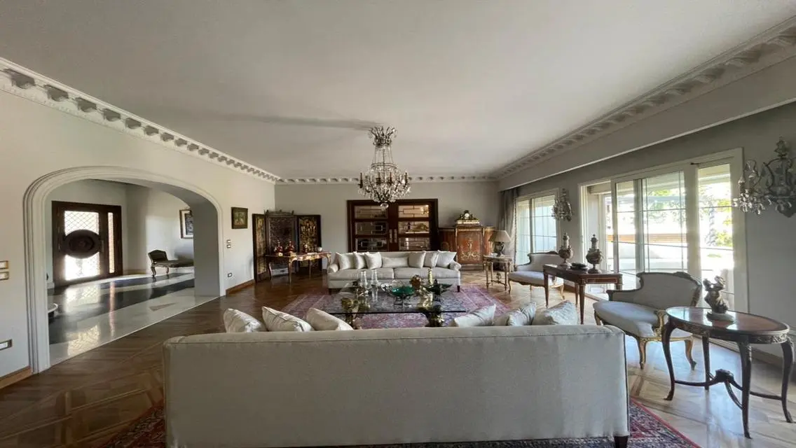 Luxury Villa with Private Pool and Garden
