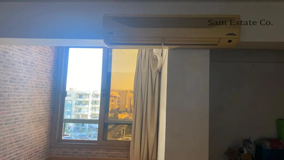 -175 with Prime Landmark View