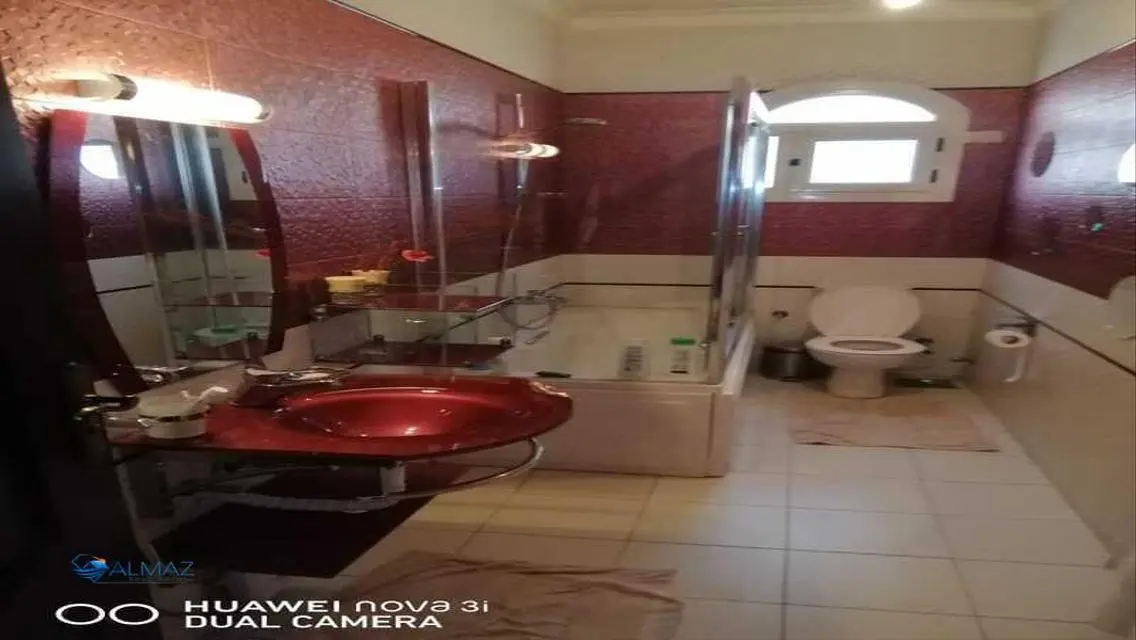 شقة حديثة للبيع في منطقة مميزة