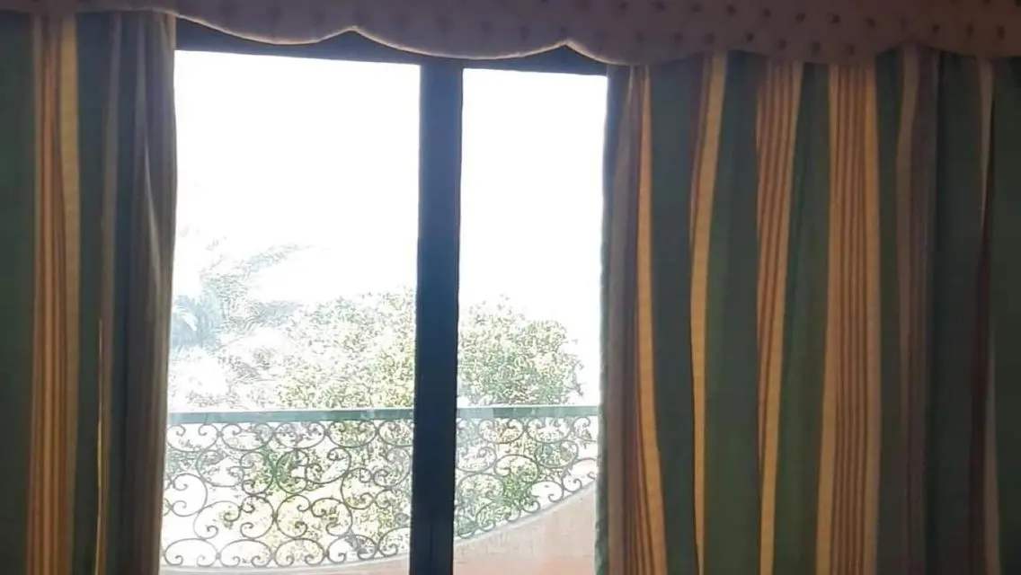 شقة فاخرة overlooking البحيرات