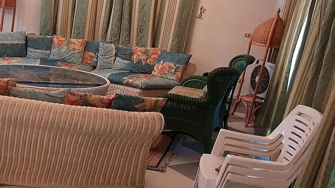 شقة فاخرة overlooking البحيرات
