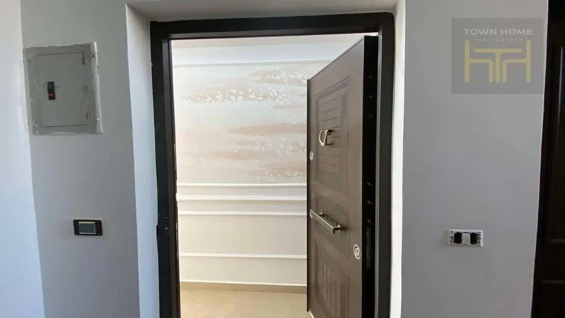 شقة فاخرة مع شرفة وإطلالة مميزة