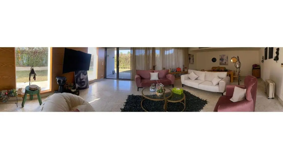 Luxurious House for Sale in Prime Area