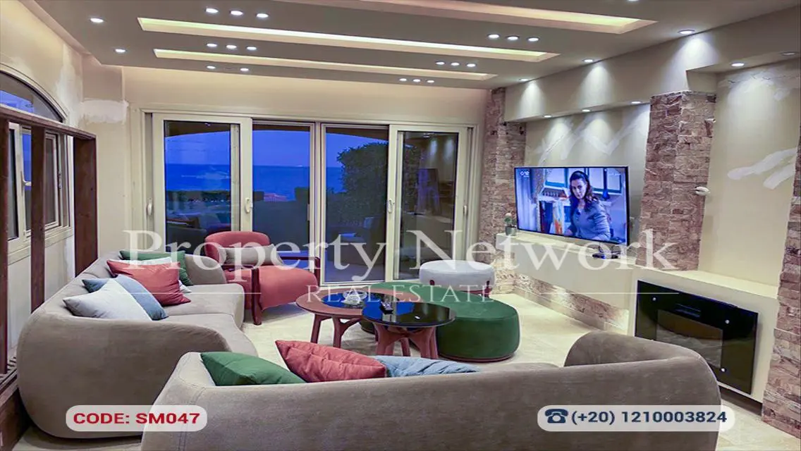Luxury Apartment with Private Garden in Prime Location